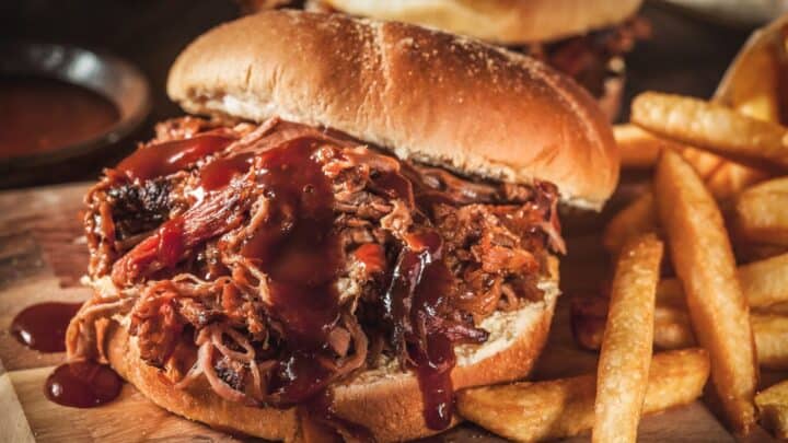 Pulled pork sandwich